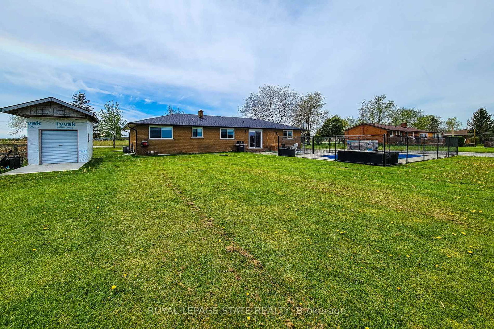 Listing Image 10