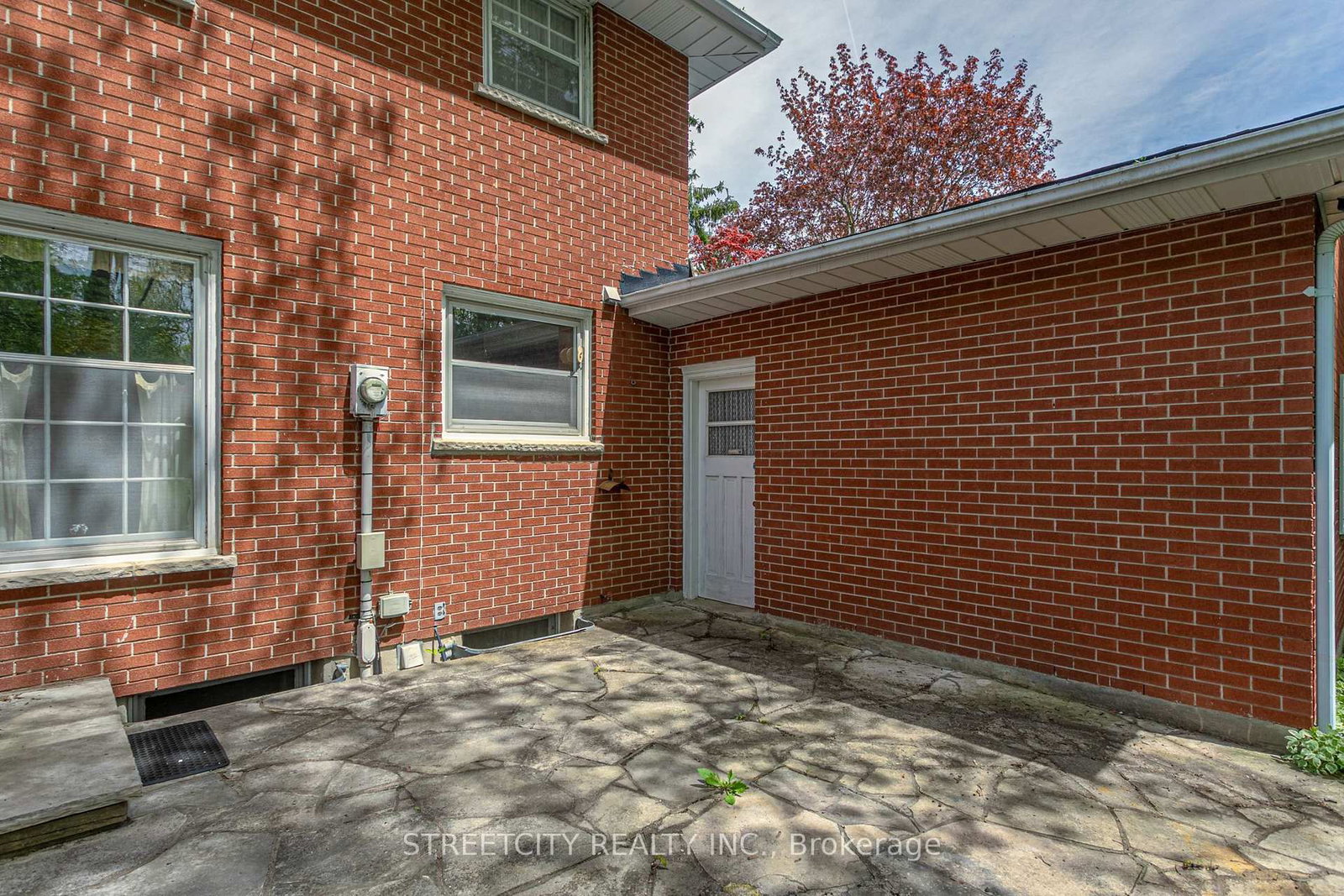 Listing Image 30