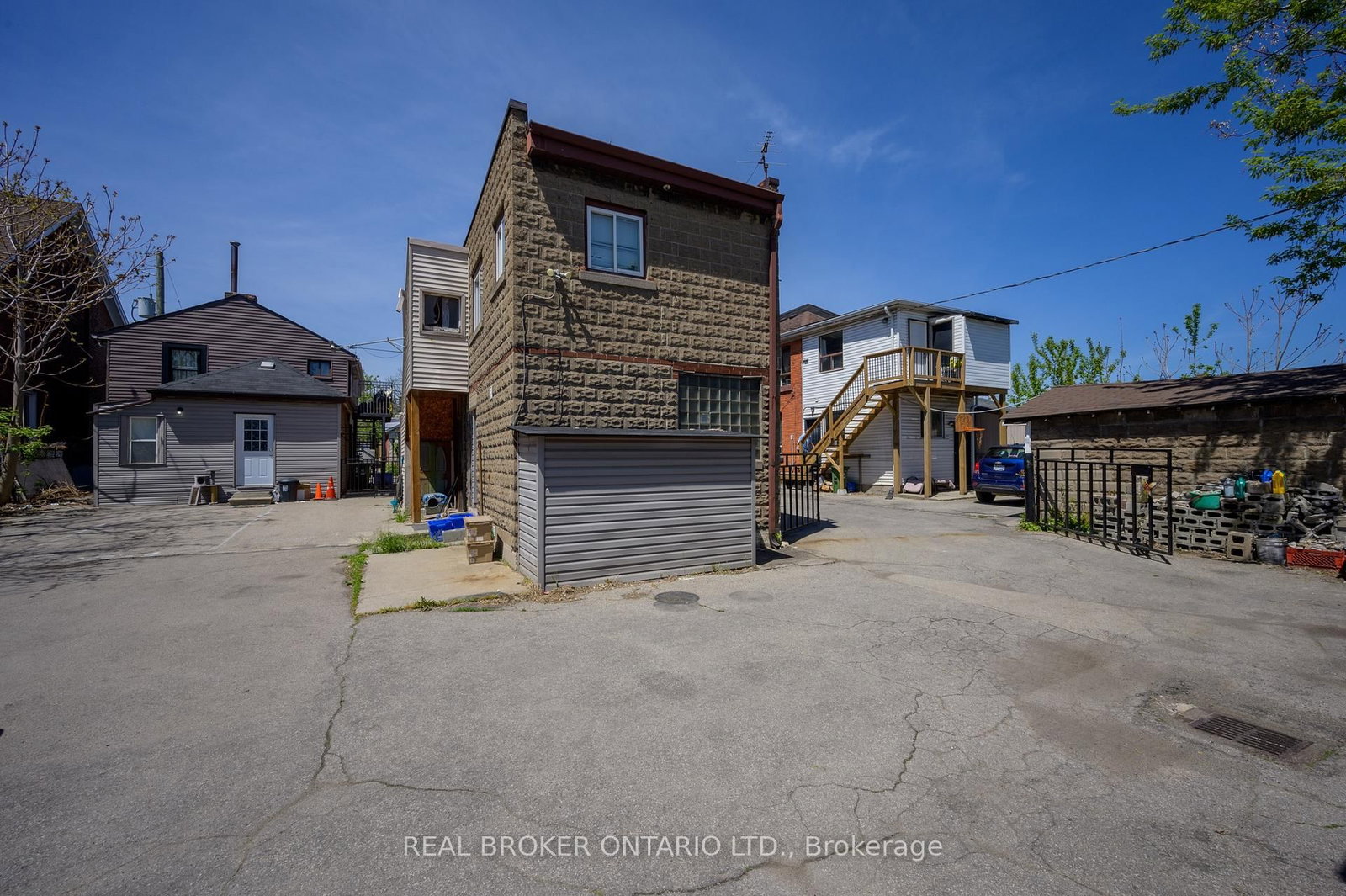 Listing Image 23