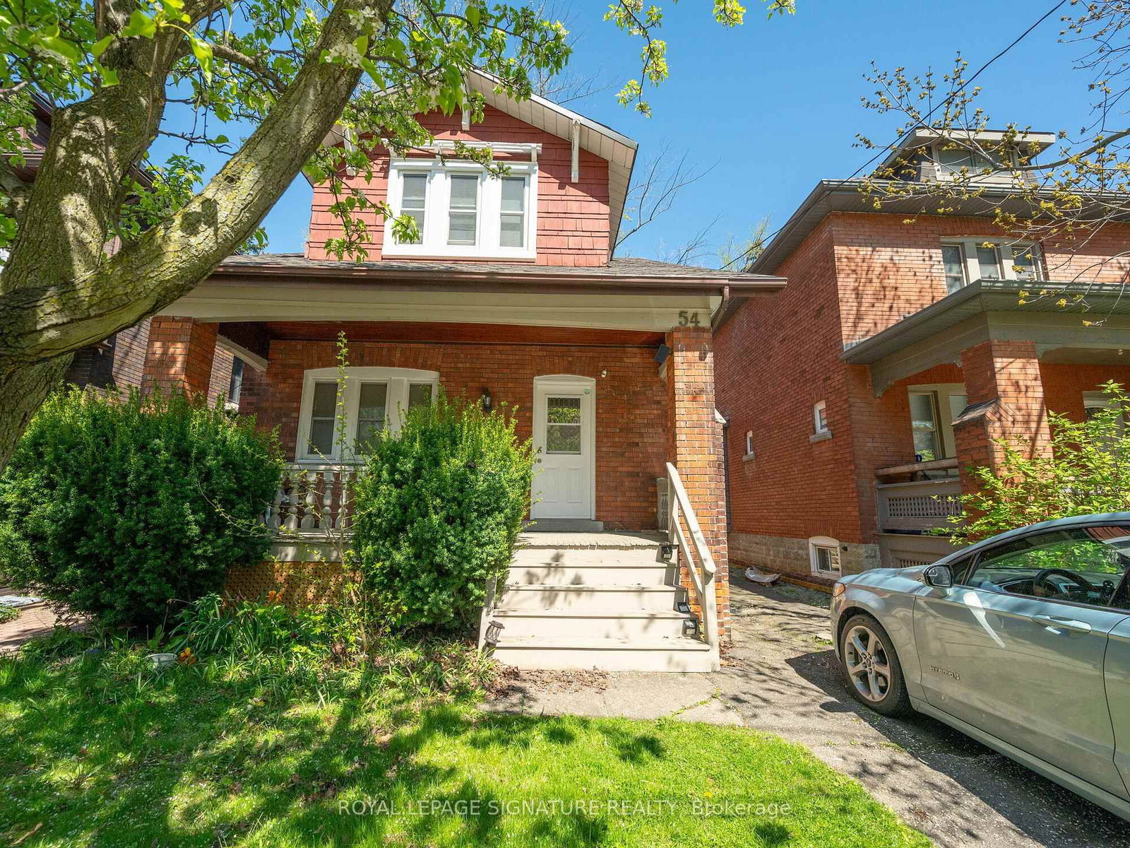 Listing Image 4