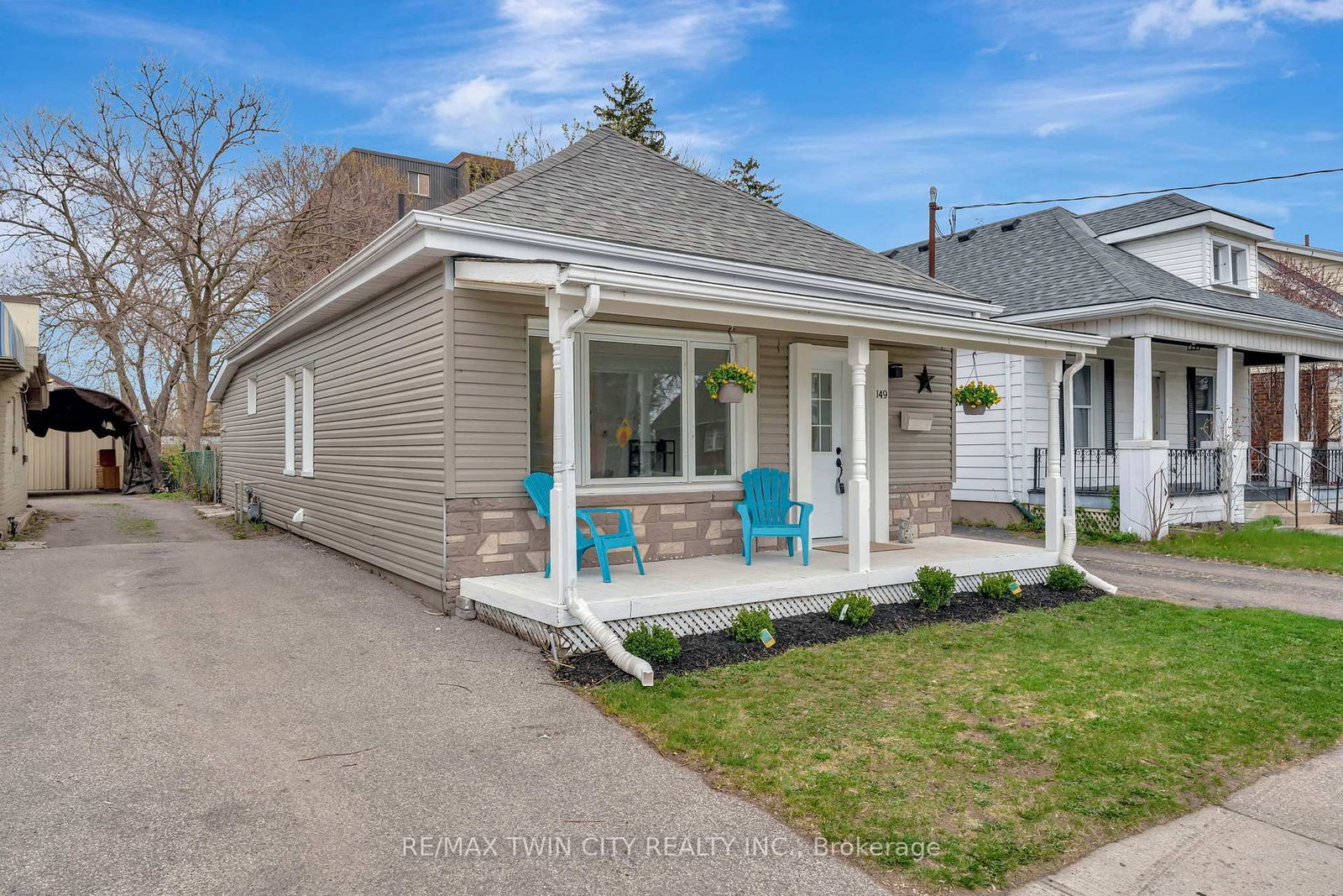 149 Dundas Street — photo 3