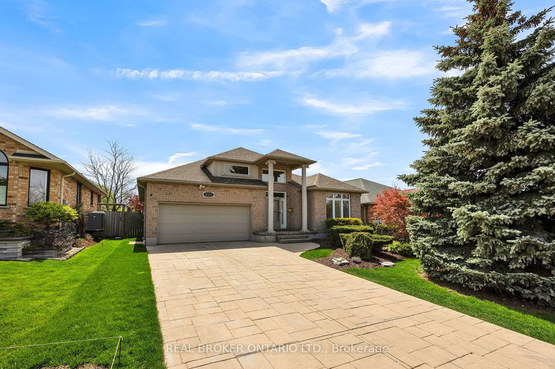 home for sale on 203 Fern Crescent
