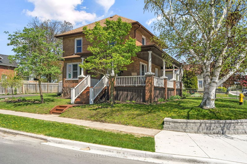 home for sale on 35 Campbell Street N