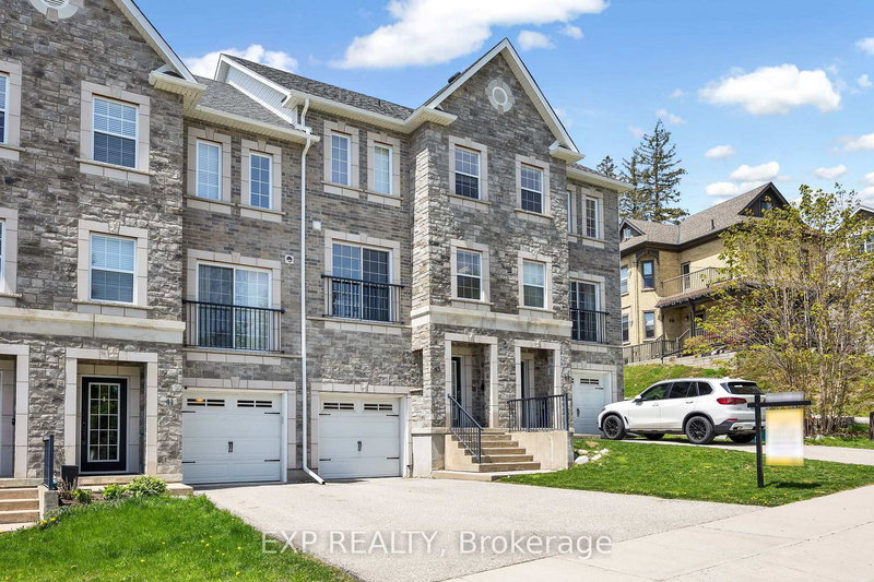 43 Woolwich St, Kitchener, N2K 1S2 | Image 2