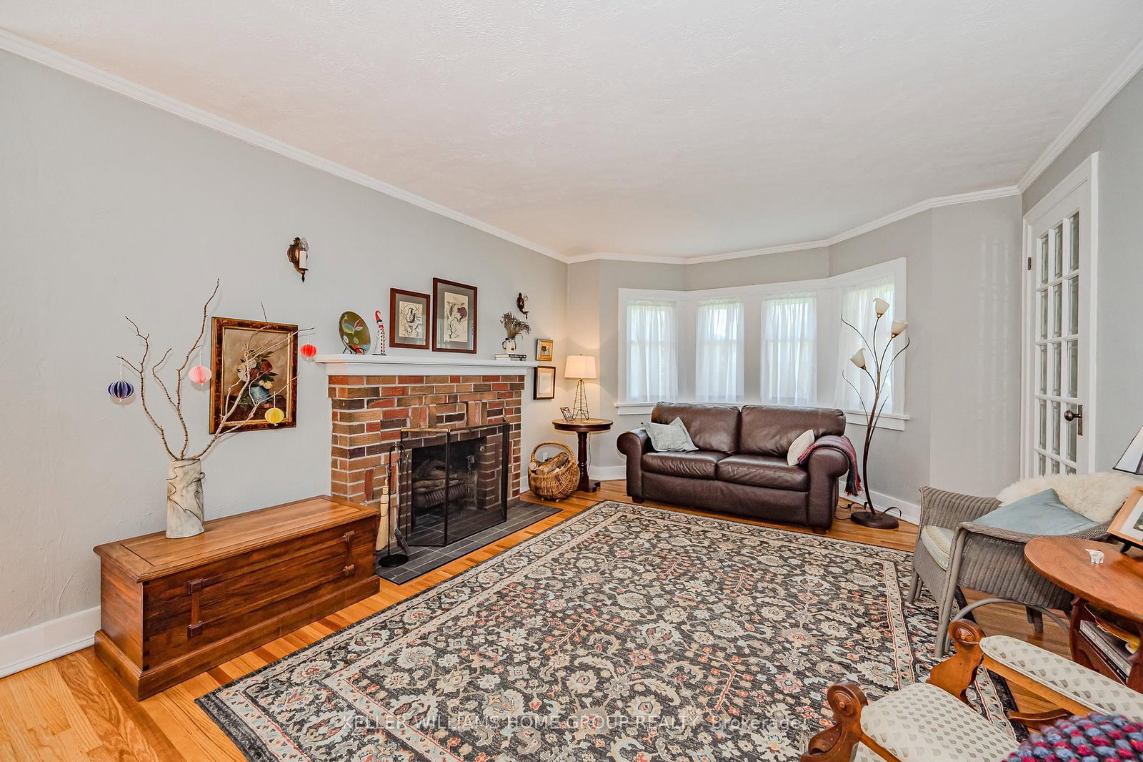 Listing Image 7