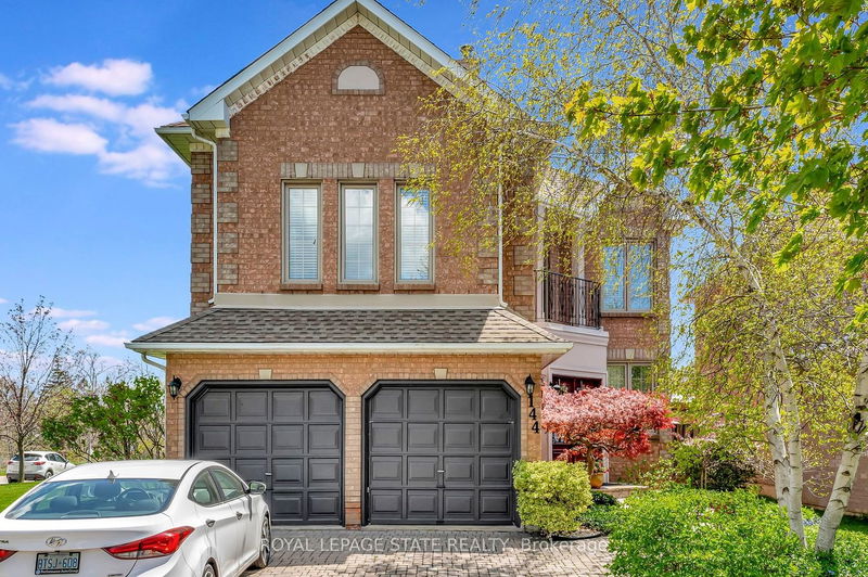 144 Cove Cres  Hamilton, L8E 5A2 | Image 2