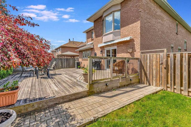 144 Cove Cres  Hamilton, L8E 5A2 | Image 33