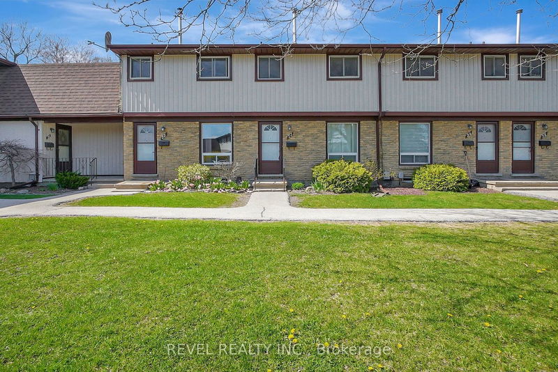 home for sale on 23-210 Glamis Road