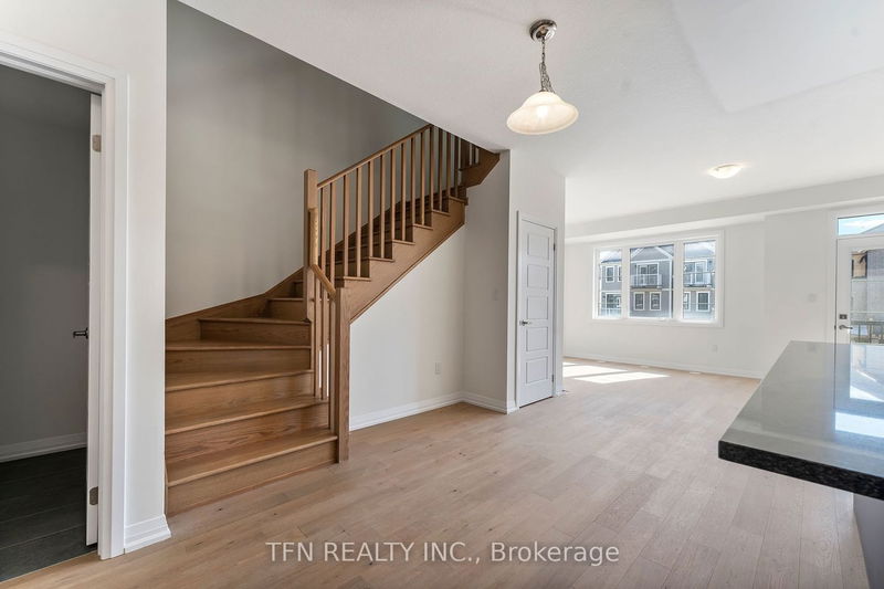 home for lease on 5 Central Market Drive