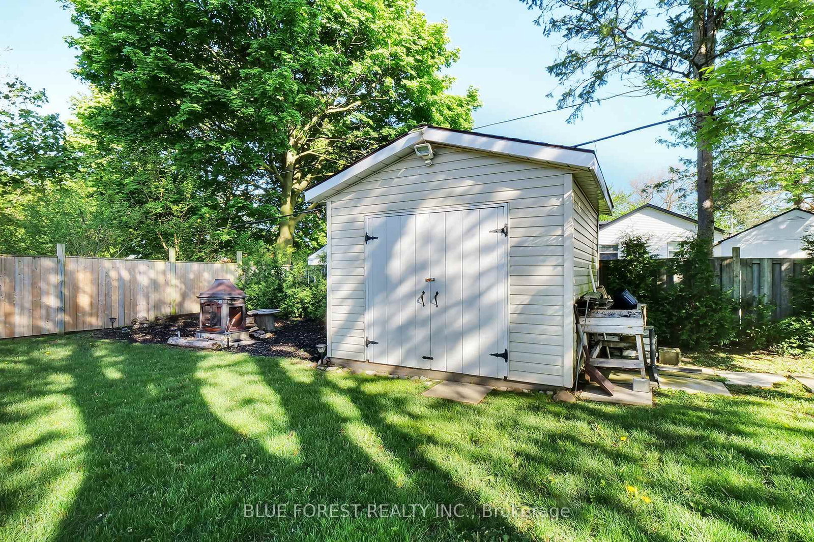 Listing Image 7