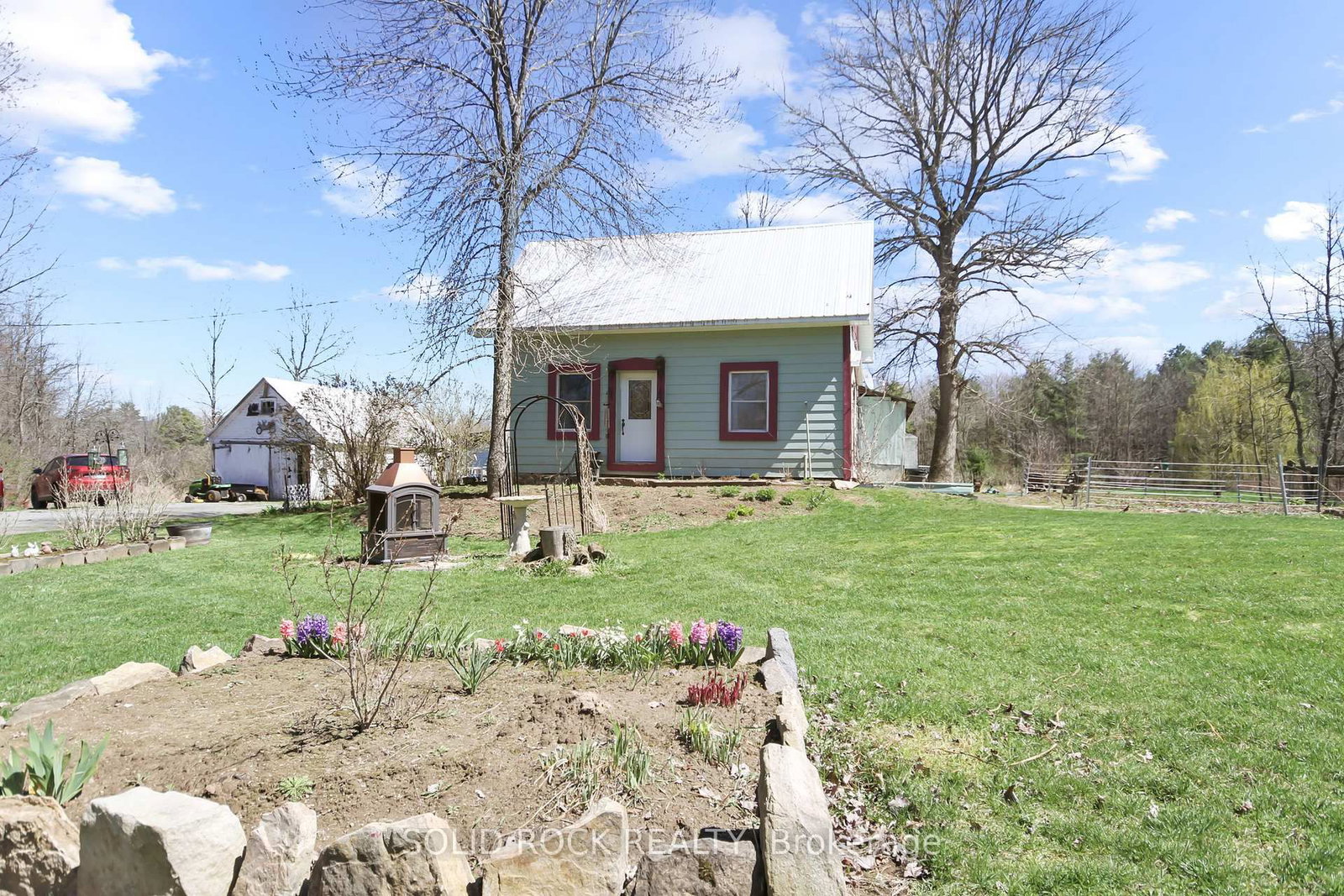 Listing Image 2
