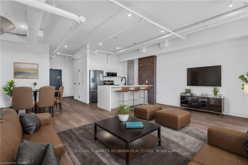 home for lease on 323-120 Huron Street