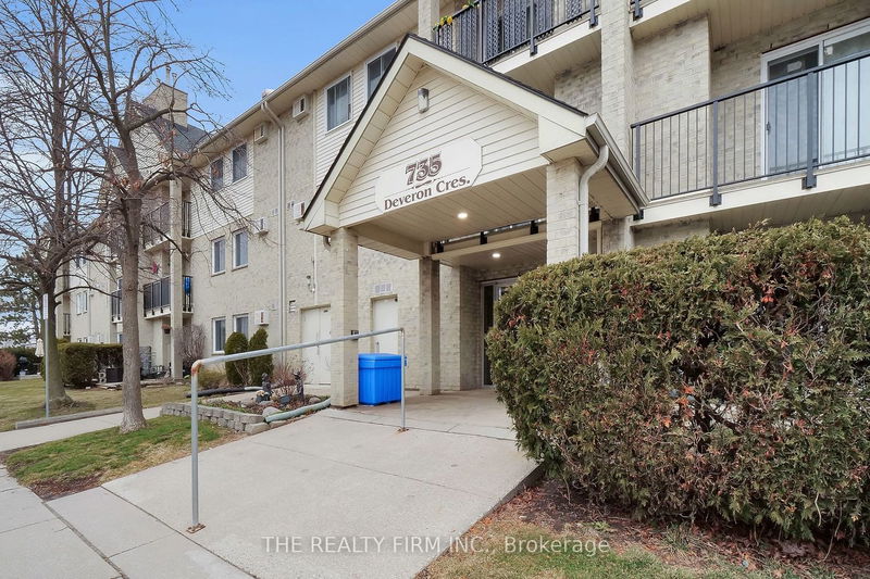 home for lease on 310-735 Deveron Crescent