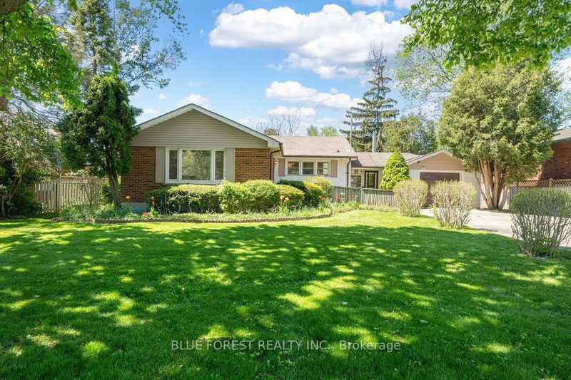 home for sale on 911 Wellingsboro Road