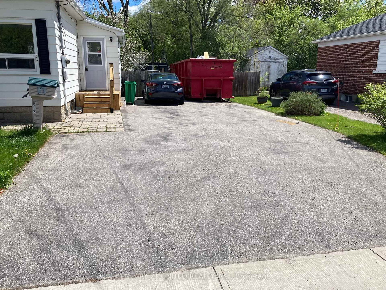 Listing Image 7