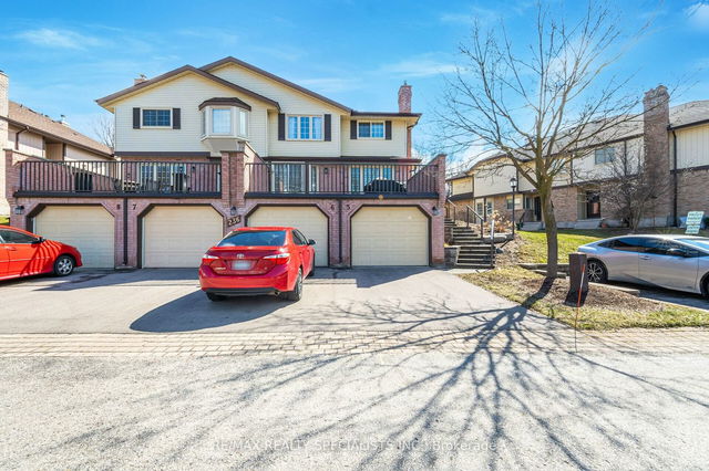 6 - 236 Kingswood Drive