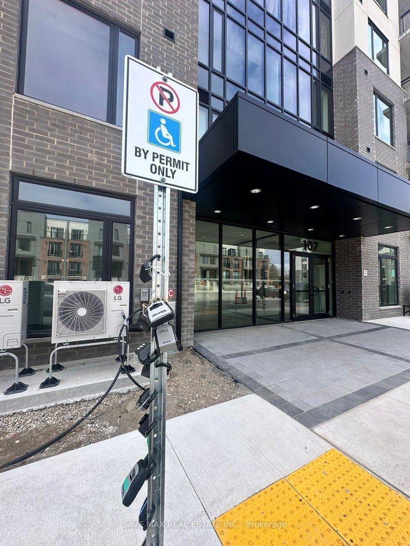 home for lease on 602-107 Roger Street