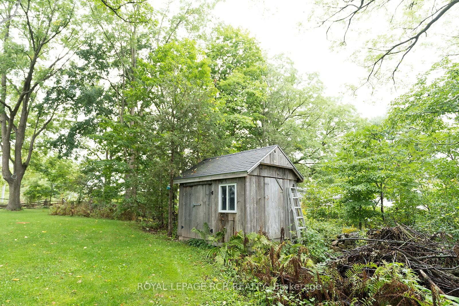 Listing Image 7