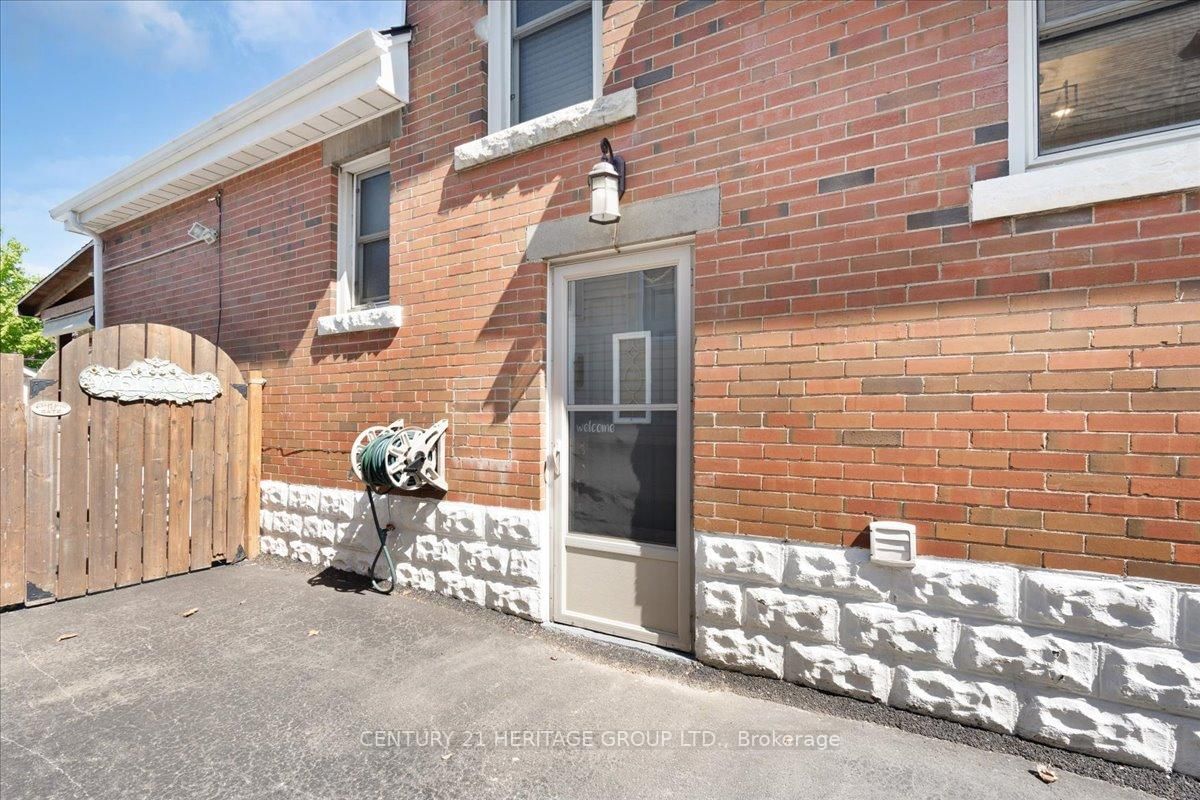 Listing Image 22
