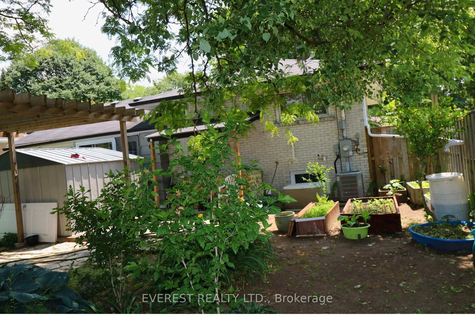 Listing Image 5