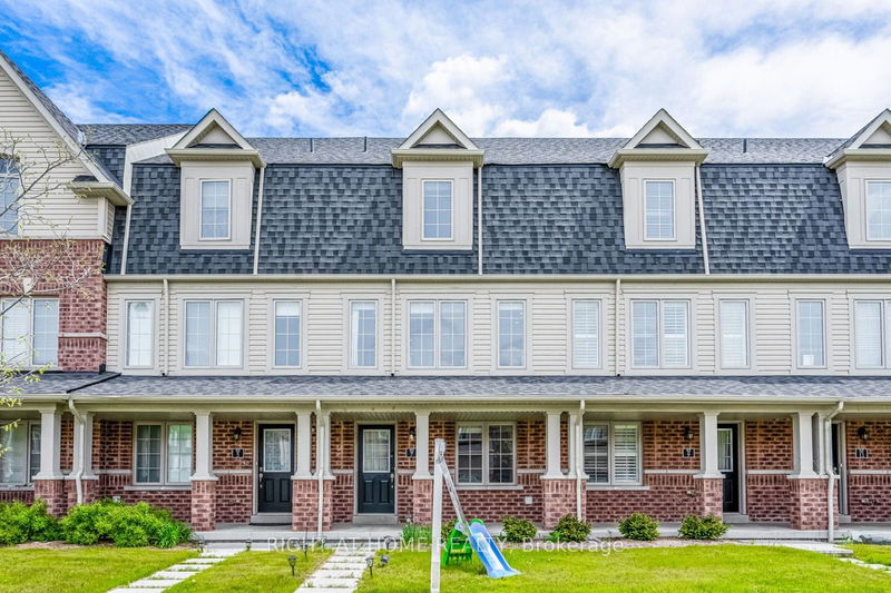 home for sale on 7-7 Duckworth Road