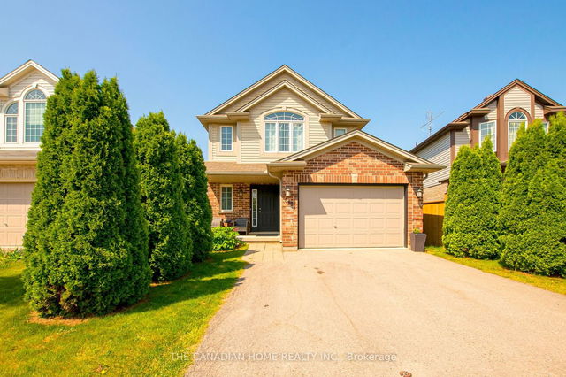 850 QUEENSBOROUGH Crescent