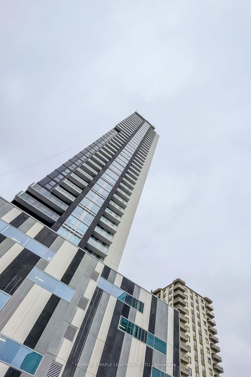 home for lease on 3407-60 FREDERICK Street