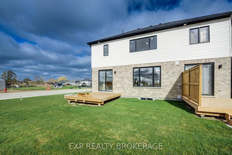 40 Anne St W, Minto, N0G 1Z0 | Image 3