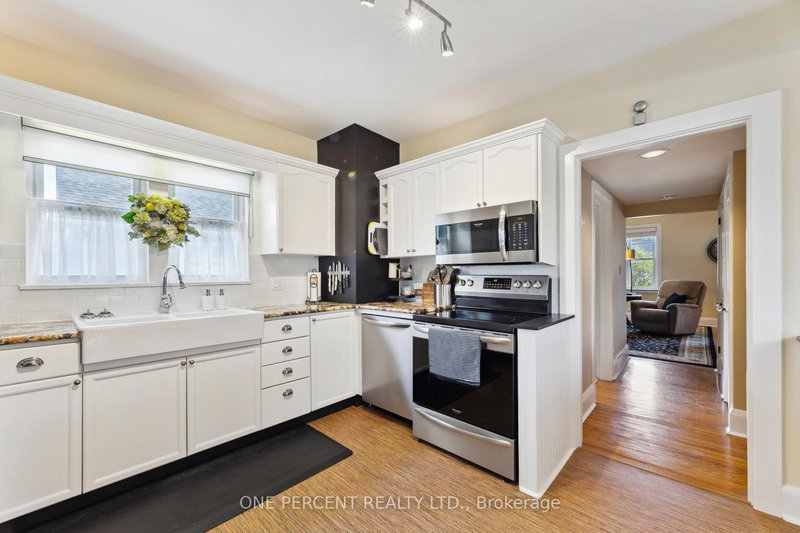 18 Joseph St, Kawartha Lakes, K0M 1A0 | Image 3