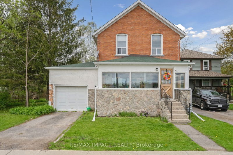 home for sale on 216 Queen Street