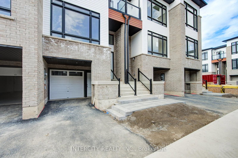 57 - 150 Glendale Ave, St. Catharines, L2T 2K1 | Image 2