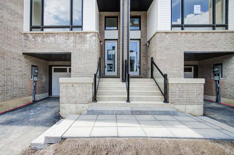 57 - 150 Glendale Ave, St. Catharines, L2T 2K1 | Image 3