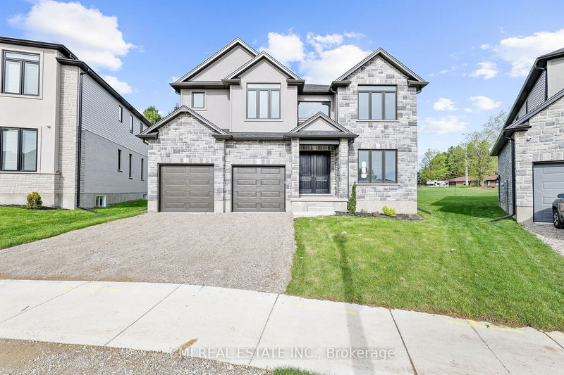home for sale on 117 Birdie Court