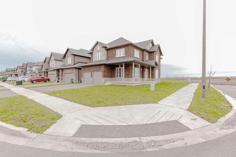 home for sale on 170 Dalgleish Trail