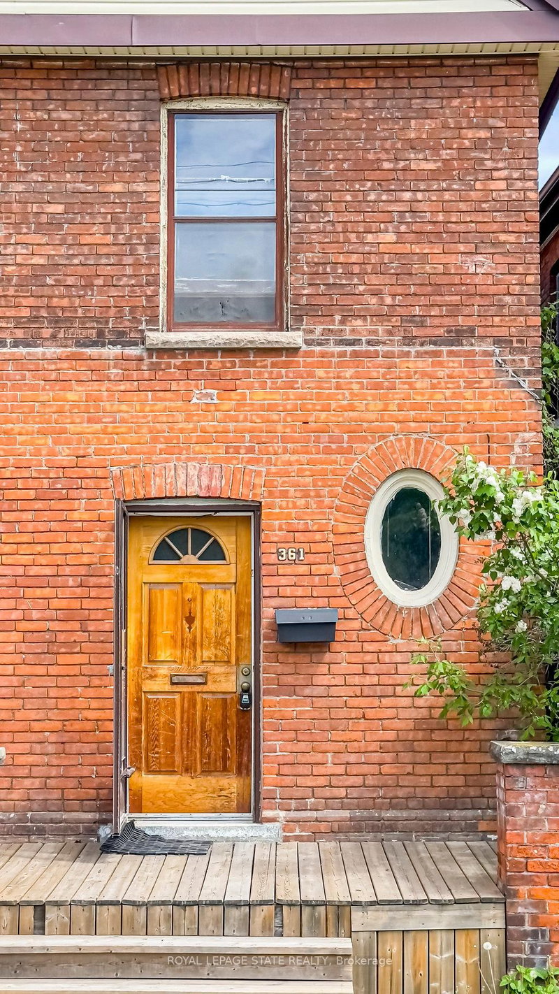 361 Cumberland Ave, Hamilton, L8M 2A5 | Image 2
