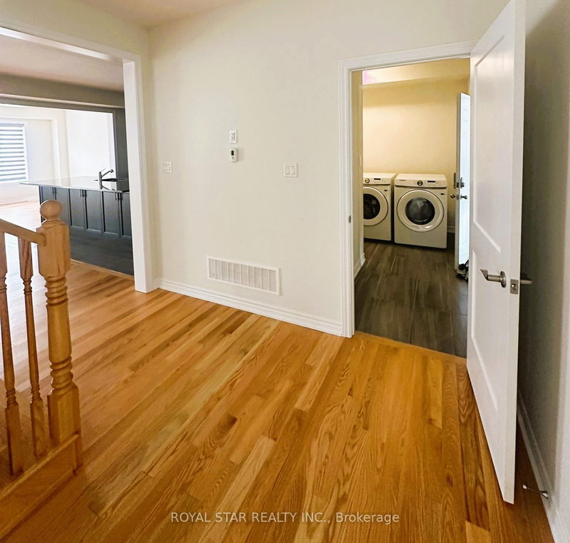 14 Heming St, Brant, N3L 0M5 | Image 3