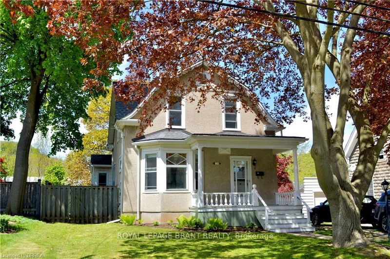 home for sale on 18 Robinson Street S