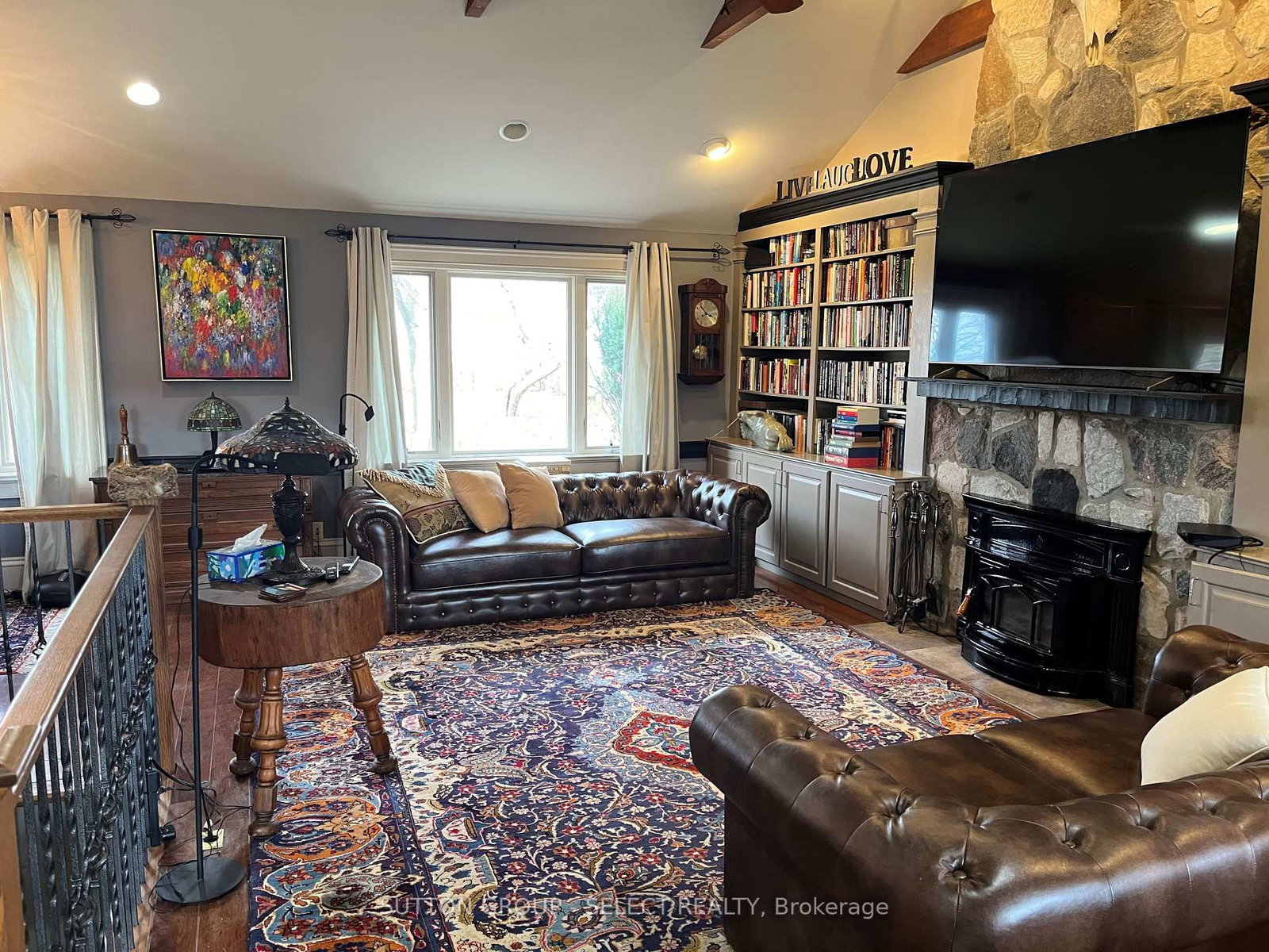 Listing Image 7