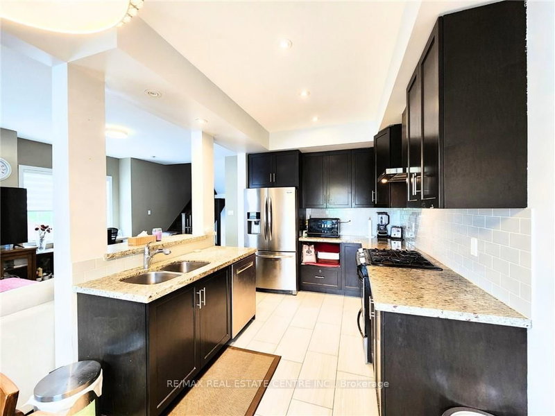 54 - 8 Lakelawn Rd, Grimsby, L3M 0G1 | Image 3