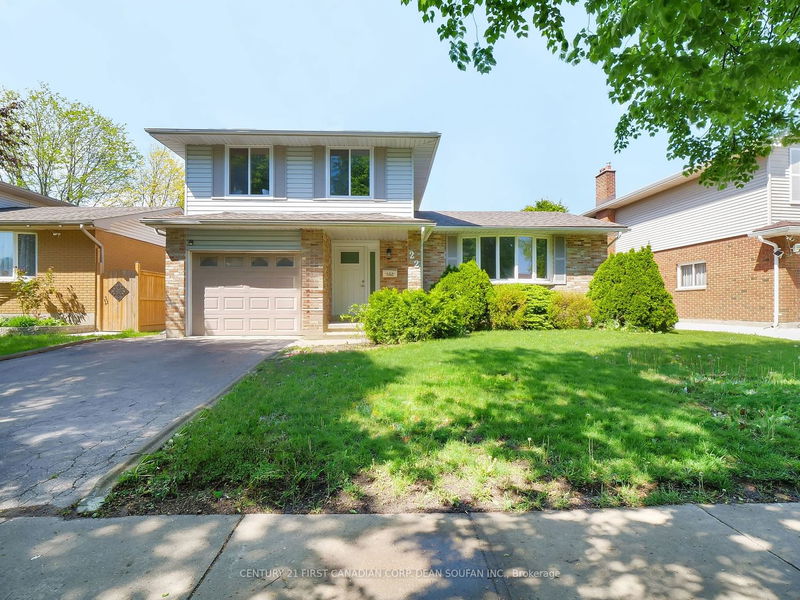 home for sale on 22 Alayne Crescent