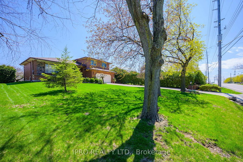 53 Glover Rd, Hamilton, L8W 3S8 | Image 2