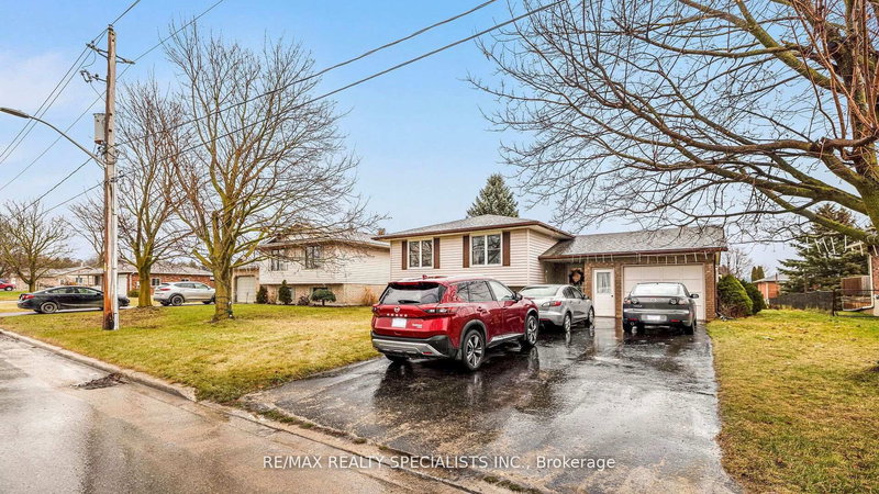 407 Durham St E, Wellington North, N0G 2L2 | Image 2