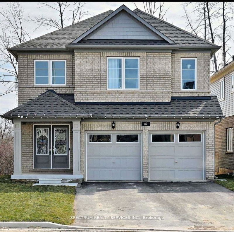 home for lease on 80 Cottonwood Crescent E