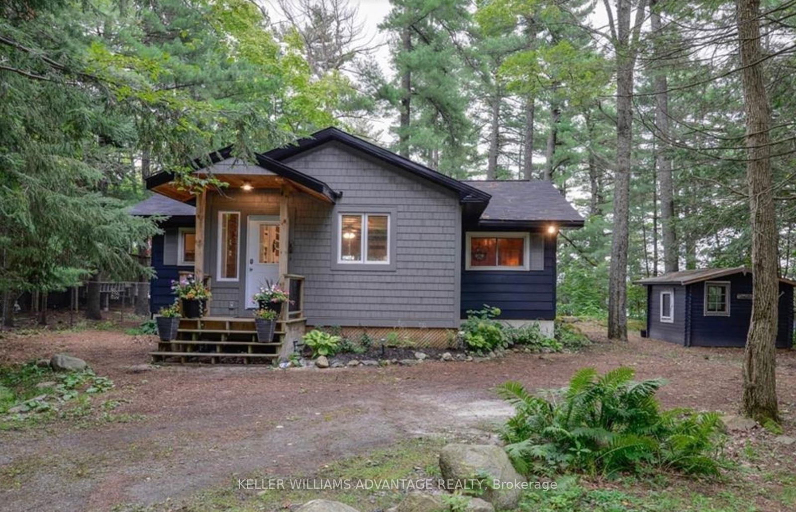 Detached House sold at 1015 Scout Trail Road, Muskoka Lakes, Watt, P0B 1J0 - MLS: X8342796