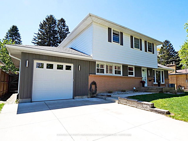 1370 Collingwood Avenue