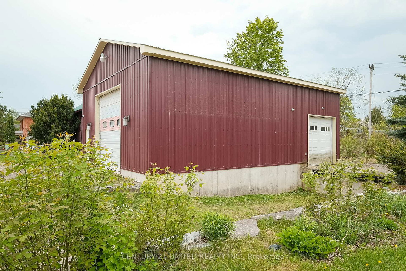 Listing Image 7