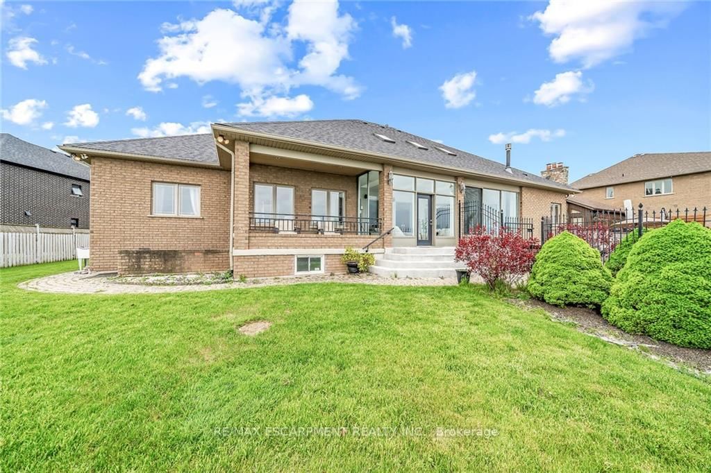 Listing Image 37