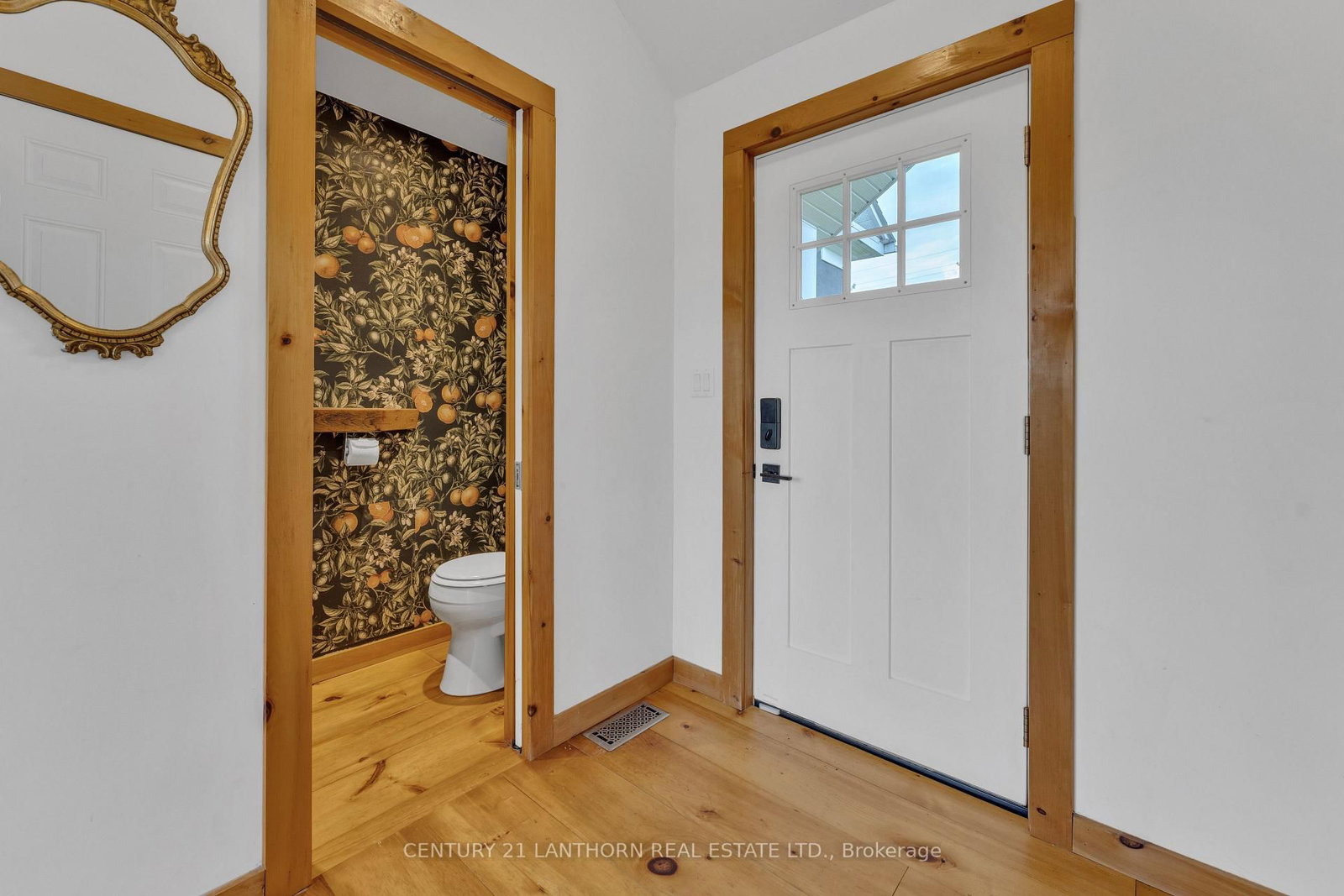 Listing Image 7