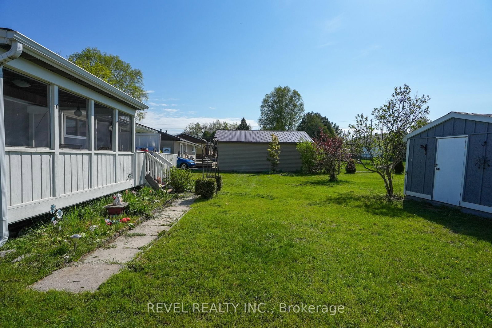 Listing Image 14
