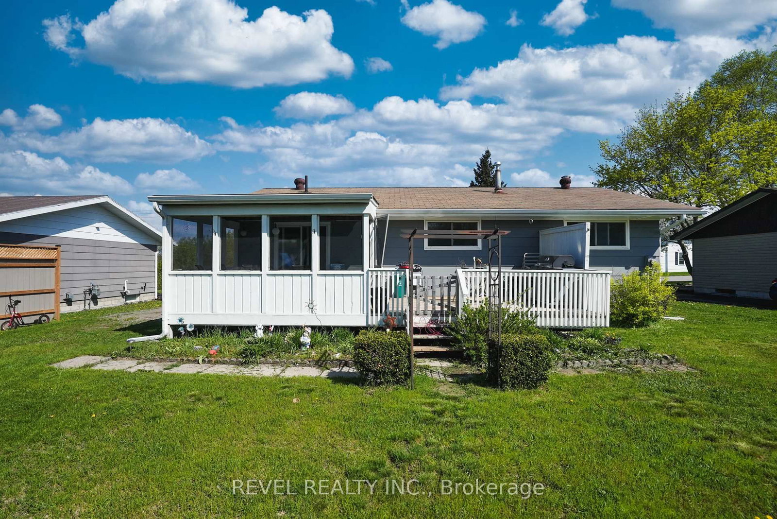 Listing Image 15